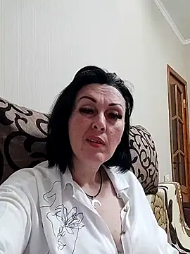 HelgaDennis online show from May 24, 6:13 pm