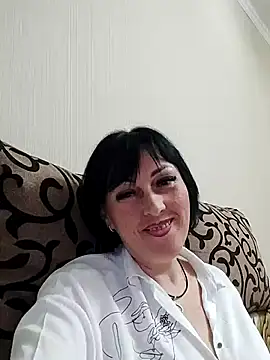 Snapshot of HelgaDennis chatting on July 10, 6:10 pm HelgaDennis online show from July 10, 6:10 pm
