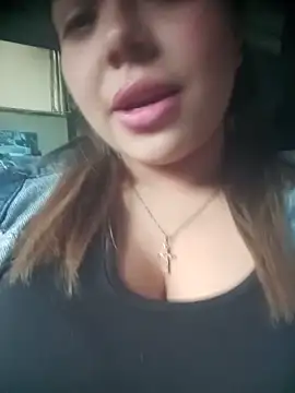 Snapshot of Yelii_ chatting on May 20, 6:36 pm Yelii online show from May 20, 6:36 pm