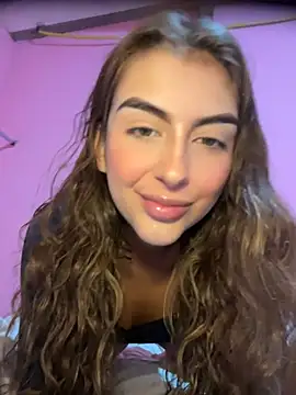 miiabellovic online show from May 19, 6:25 pm