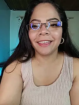 Snapshot of ROUSSE_SINCLAIR chatting on May 20, 10:05 pm ROUSSE SINCLAIR online show from May 20, 10:05 pm