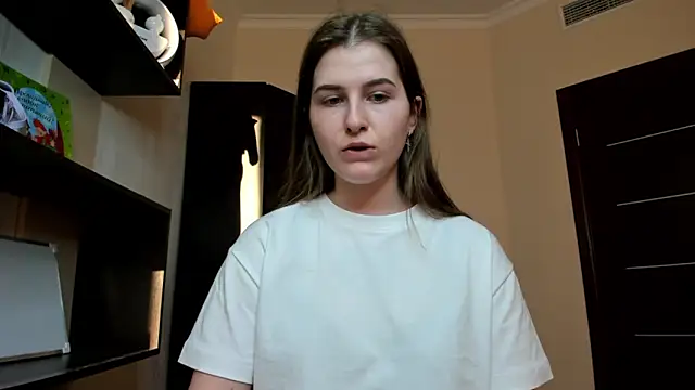 OhMyAlice online show from April 18, 3:38 pm