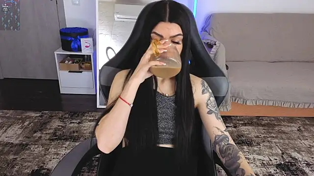 AnacondaOnn online show from May 20, 7:36 am