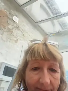 Snapshot of MatureKim chatting on March 21, 2:09 pm MatureKim online show from March 21, 2:09 pm