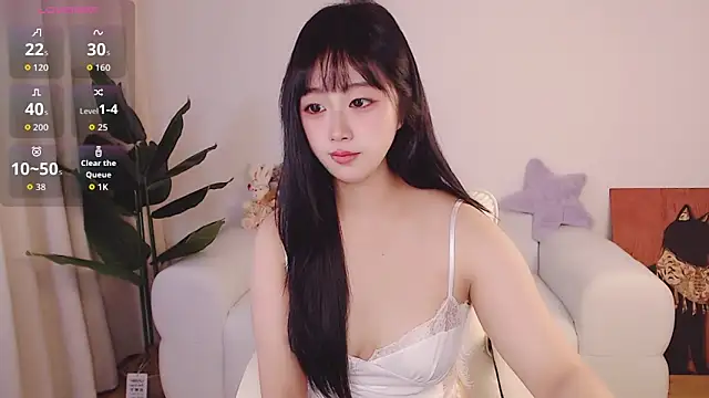 Snapshot of Luck-256 chatting on June 5, 5:29 pm Luck-256 online show from June 5, 5:29 pm