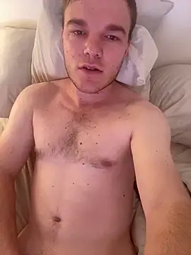 Snapshot of Gerrie75 chatting on March 26, 9:59 am Gerrie75 online show from March 26, 9:59 am