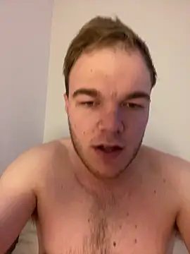 Snapshot of Gerrie75 chatting on March 27, 11:43 am Gerrie75 online show from March 27, 11:43 am