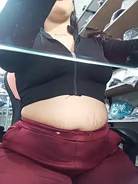 Snapshot of venuslaferte_ chatting on May 27, 7:44 pm venuslaferte online show from May 27, 7:44 pm
