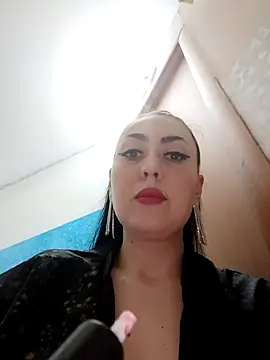 regina6125 online show from April 7, 4:40 pm