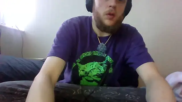 alejandro69420 online show from May 24, 3:28 pm