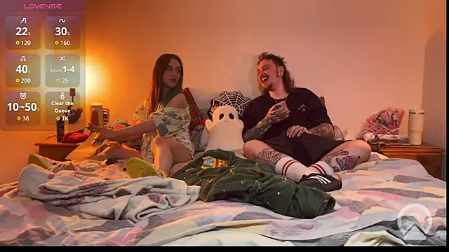 Snapshot of notyourneurotypical chatting on March 20, 10:58 pm notyourneurotypical online show from March 20, 10:58 pm