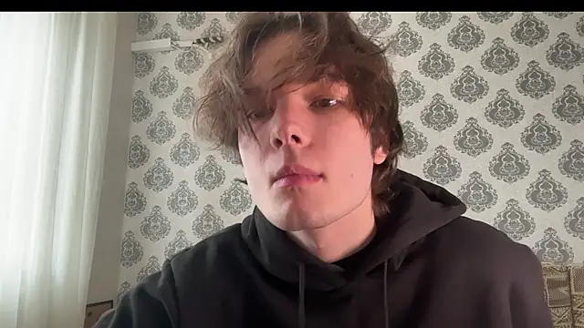 Snapshot of tomasdickpick chatting on April 9, 7:36 am tomasdickpick online show from April 9, 7:36 am