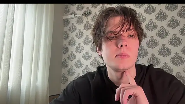 Snapshot of tomasdickpick chatting on April 10, 7:24 am tomasdickpick online show from April 10, 7:24 am