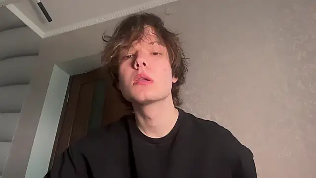 Snapshot of tomasdickpick chatting on April 23, 7:52 am tomasdickpick online show from April 23, 7:52 am