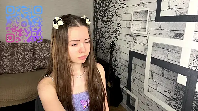 ElmiraDabato online show from April 28, 11:37 am