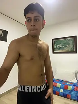 Snapshot of Bruce_hans_ chatting on March 21, 1:21 am Bruce hans online show from March 21, 1:21 am