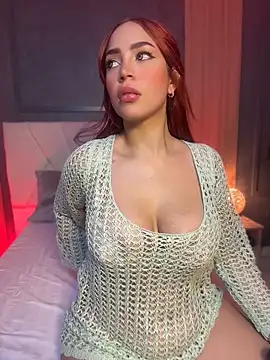 Snapshot of Ambar_Mancinii chatting on June 12, 10:41 pm Ambar Mancinii online show from June 12, 10:41 pm