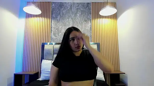Sulay Kim online show from May 22, 10:37 pm
