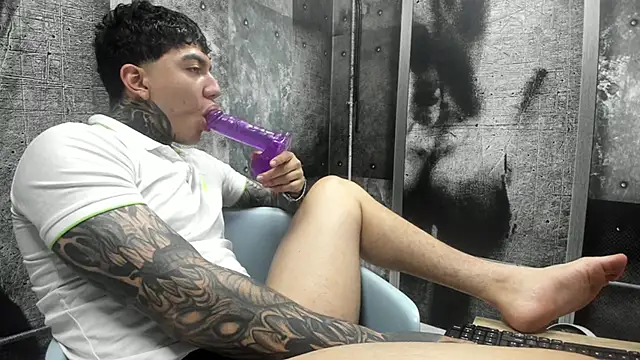 Gury tattoo online show from May 23, 2:21 pm