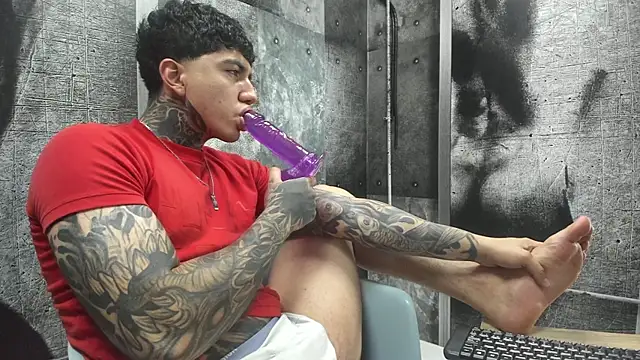 Gury tattoo online show from May 25, 8:04 pm