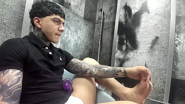 Gury tattoo online show from May 29, 8:18 pm