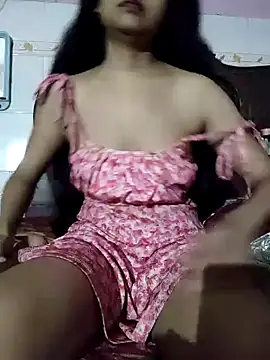 Snapshot of ALIZA_FENDY chatting on July 5, 2:13 pm ALIZA FENDY online show from July 5, 2:13 pm