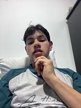 Snapshot of juanma759 chatting on March 25, 3:01 am juanma759 online show from March 25, 3:01 am