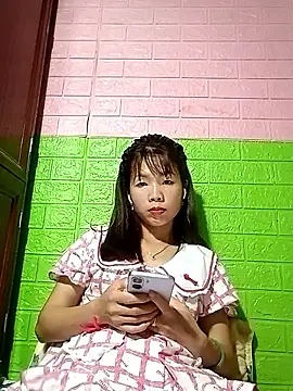 AmyLinee01 online show from May 22, 5:29 pm