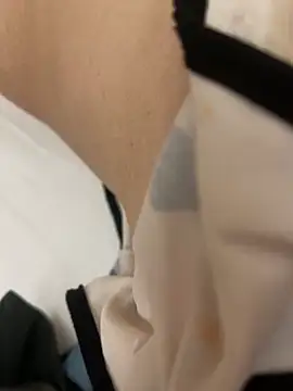 lululove66 online show from April 7, 9:48 pm