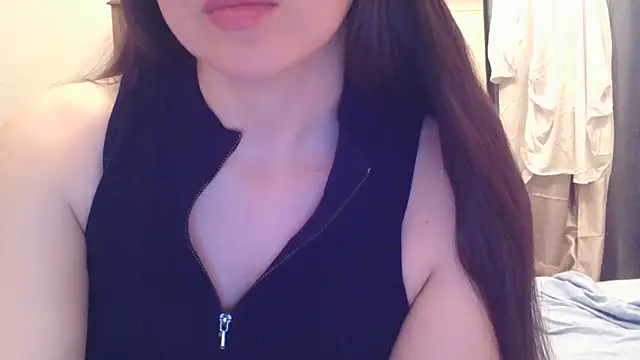 Snapshot of mery_lou20252 chatting on June 13, 5:11 pm mery lou20252 online show from June 13, 5:11 pm