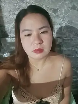 Amazingurlx online show from May 22, 10:48 pm