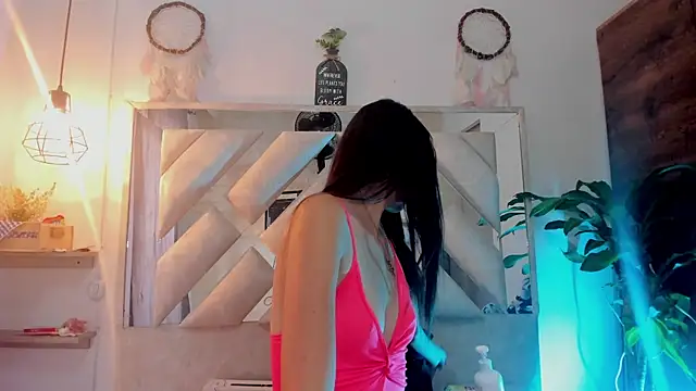 sofy bonnet1 online show from May 23, 1:37 pm