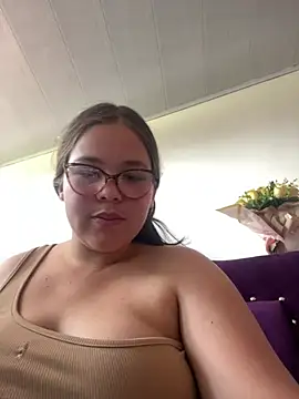 Snapshot of Dulce_Noa chatting on March 22, 4:32 pm Dulce Noa online show from March 22, 4:32 pm