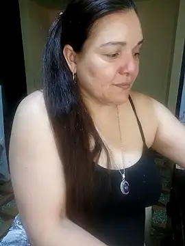 Snapshot of Zuleyka_69 chatting on May 7, 10:59 pm Zuleyka 69 online show from May 7, 10:59 pm