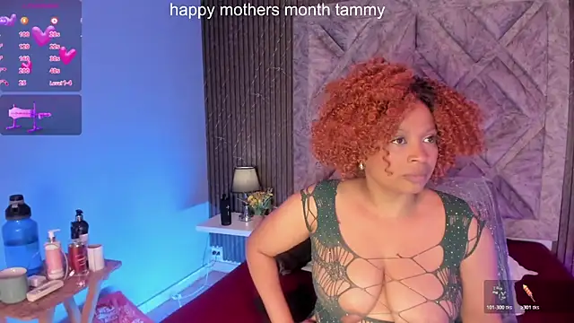 Snapshot of TammyBrown1 chatting on May 9, 4:06 am TammyBrown1 online show from May 9, 4:06 am