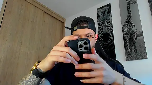 Snapshot of Santos_ramirez1 chatting on July 14, 3:07 pm Santos ramirez1 online show from July 14, 3:07 pm