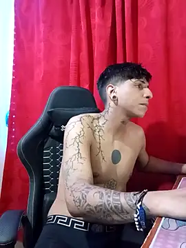 Snapshot of Big_Coling chatting on March 31, 9:59 pm Big Coling online show from March 31, 9:59 pm