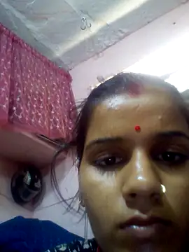 Raveena0990 online show from May 16, 3:25 am