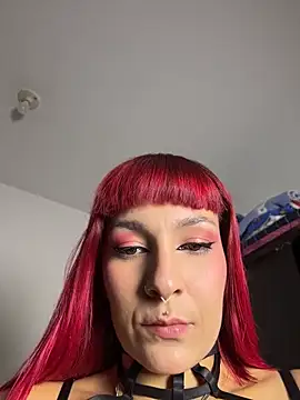 Amelie-RedHoney online show from June 27, 10:59 pm