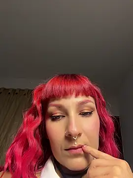 Amelie-RedHoney online show from July 28, 11:04 pm