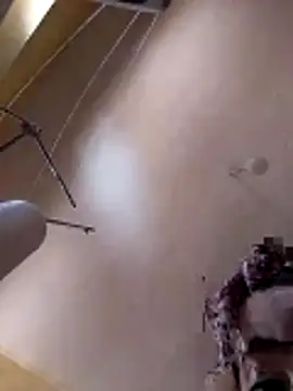 Snapshot of Salma-23 chatting on March 22, 2:09 pm Salma-23 online show from March 22, 2:09 pm