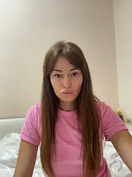 Sindy Mindy  online show from August 1, 9:35 pm