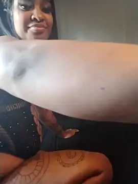 brilove22 online show from May 21, 1:07 pm