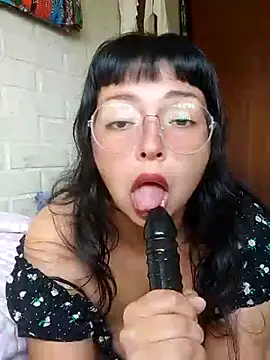 Snapshot of LisaMargo chatting on April 27, 2:26 pm LisaMargo online show from April 27, 2:26 pm