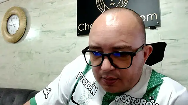 Snapshot of maximo_daddy chatting on May 24, 1:54 am maximo daddy online show from May 24, 1:54 am