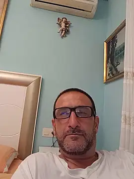 DanTrov79 online show from May 23, 8:46 pm