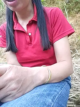 Snapshot of Lucky-beo chatting on May 26, 11:23 pm Lucky-beo online show from May 26, 11:23 pm