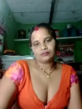 Shivani09900 online show from May 28, 7:55 pm