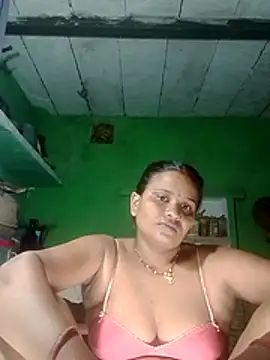 Snapshot of Shivani09900 chatting on July 10, 9:06 pm Shivani09900 online show from July 10, 9:06 pm
