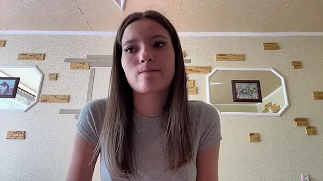 Snapshot of VersedFiend chatting on April 26, 8:12 am VersedFiend online show from April 26, 8:12 am